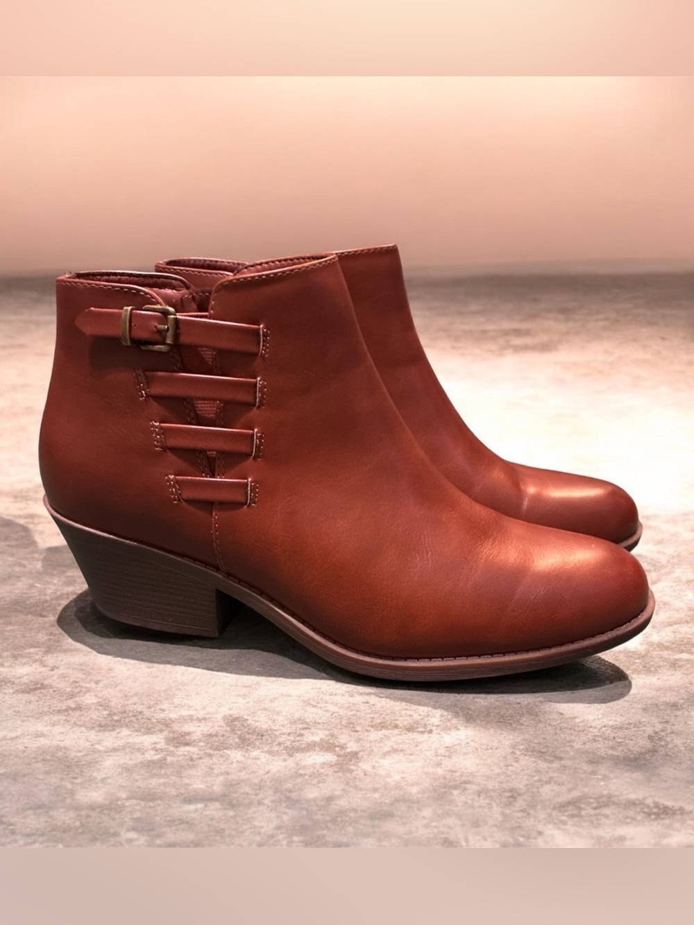 FRYE AND CO. Womens Chelsea Style Brown Boden Stacked Heel Booties